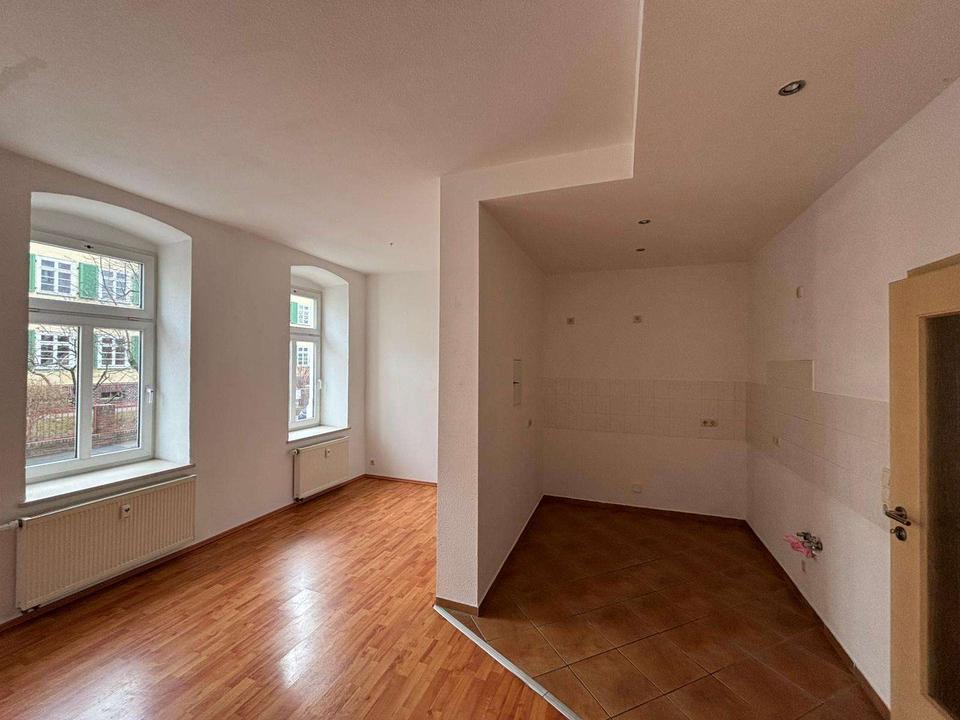 Thumbnail-*** Helle 2-Zimmer-Wohnung mit offener Küche in Döbeln ***