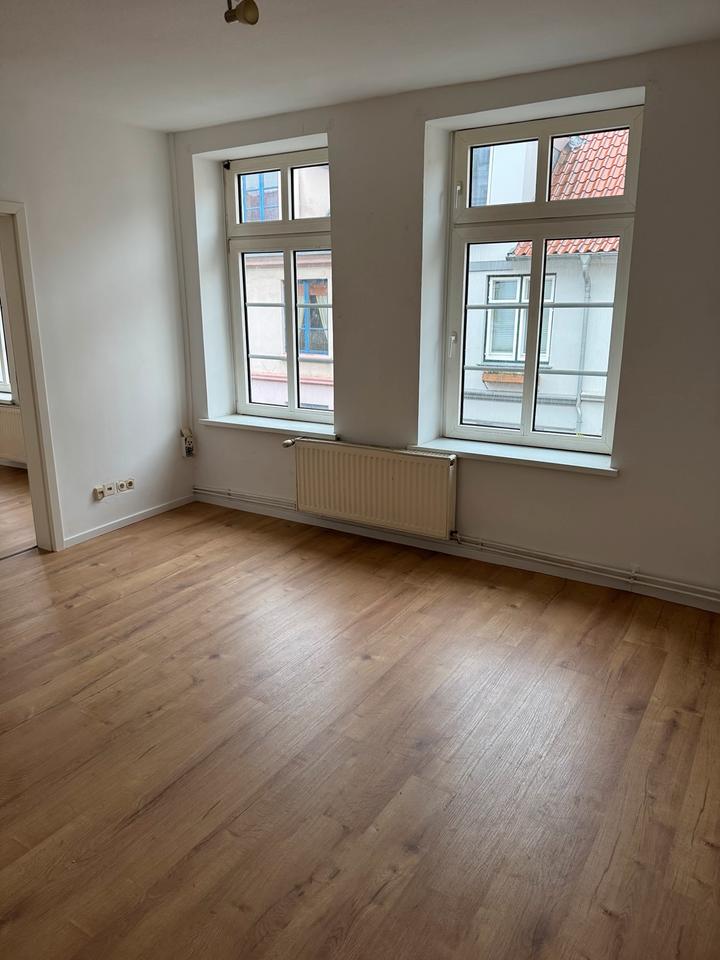 Thumbnail-Zentrale 3-Zimmer-Wohnung am Altstadtrand- für Studenten & Paare