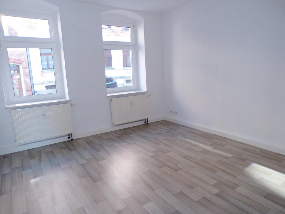 Thumbnail-5 Zimmer Maisonette Wohnung in Werdau zu vermieten !