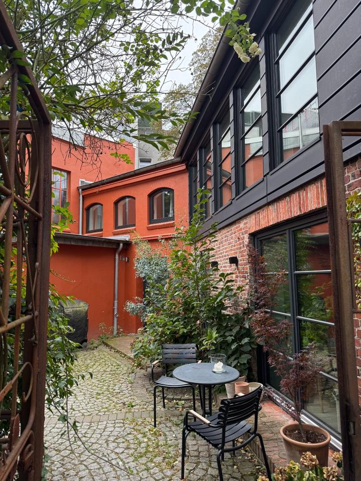 Thumbnail-Besondere 4-Zimmer Wohnung (131qm) in Hamburg-Ottensen