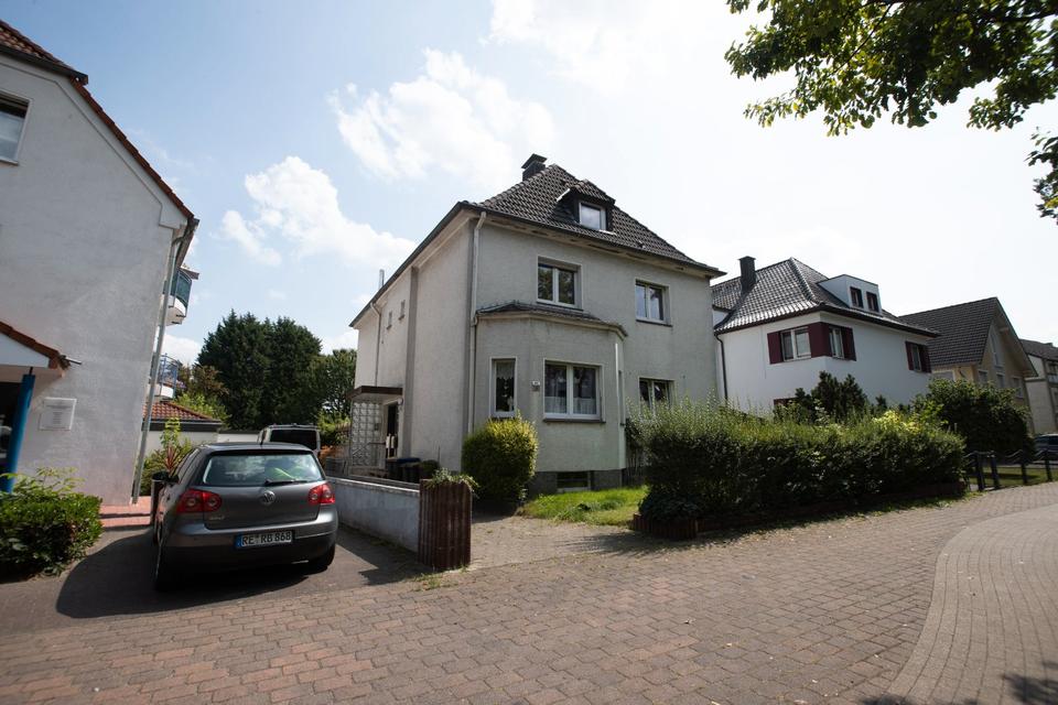 Thumbnail-Vermietetes Zweifamilienhaus + ca. 1.117 m² Grundstück in Datteln