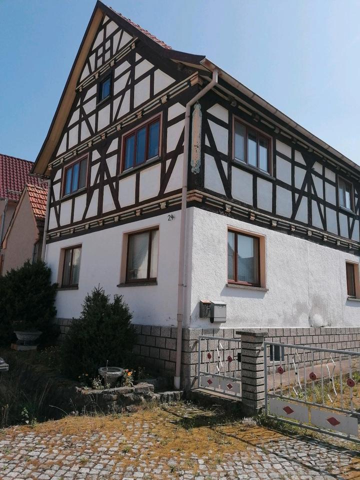Thumbnail-Fachwerkhaus, 2 Seiten-Hof zu verkaufen von privat