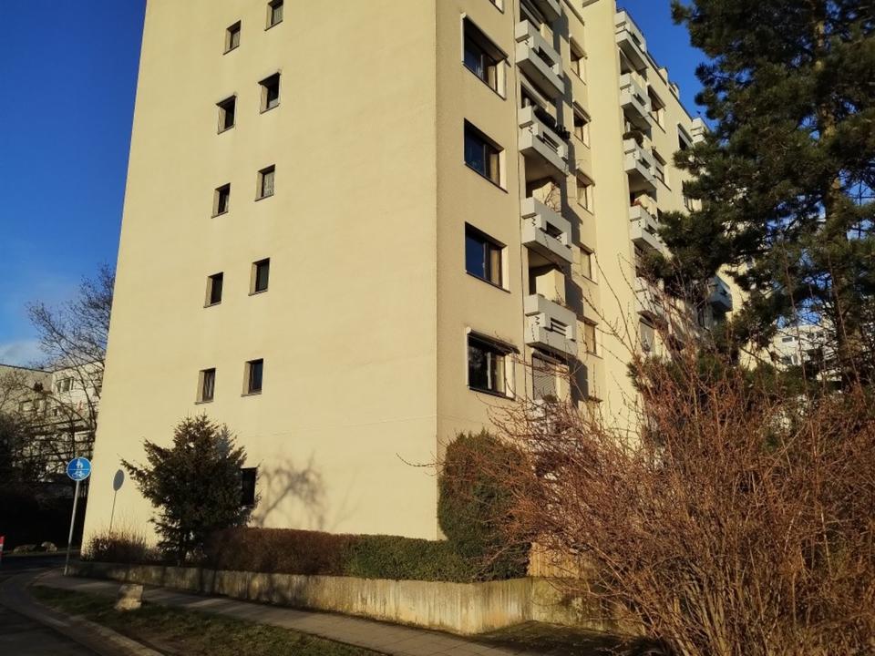 Thumbnail-4 Zi. WHG, 90 m2 WÜ-Heuchelhof Stellplatz Balkon, Familien Paare