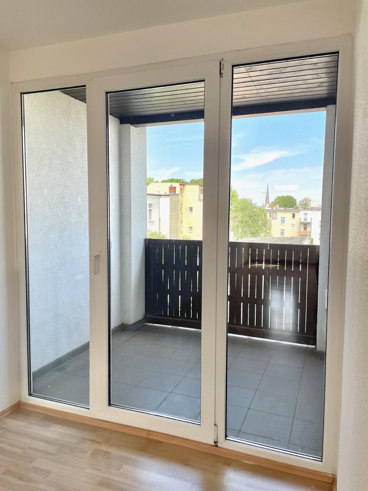 Thumbnail-Traumhafte 3-Raum-Dachgeschosswohnung in lebendigem Innenstadtviertel