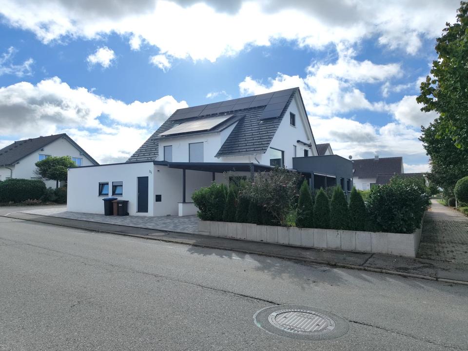 Thumbnail-Freundliche 2,5-Zimmer Helle Einliegerwohnung ab Juni zuvermieten