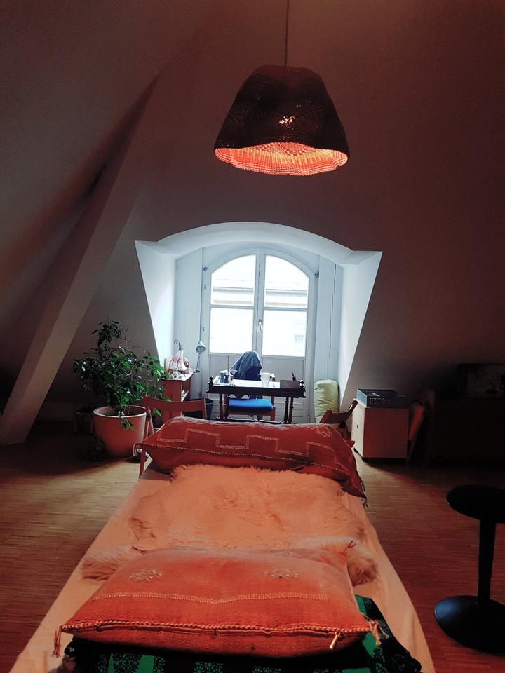 Thumbnail-2-3 TageWoche Praxisraum in idyllischen Hinterhof