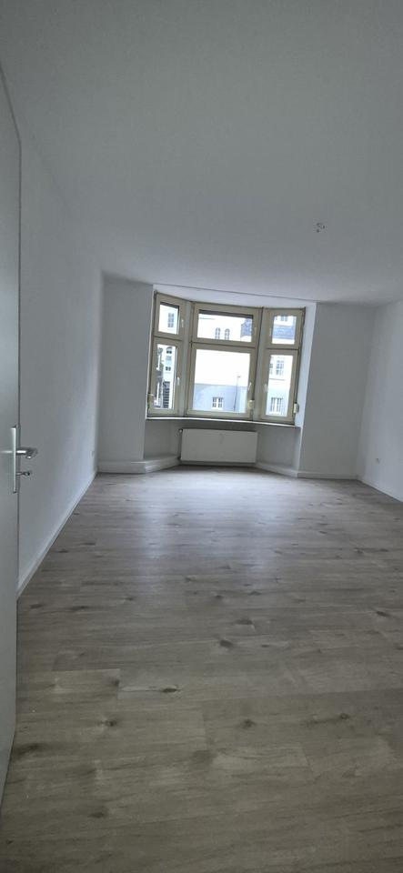 Thumbnail-Frisch renovierte 2-Zimmer-Wohnung, Erstbezug nach Sanierung