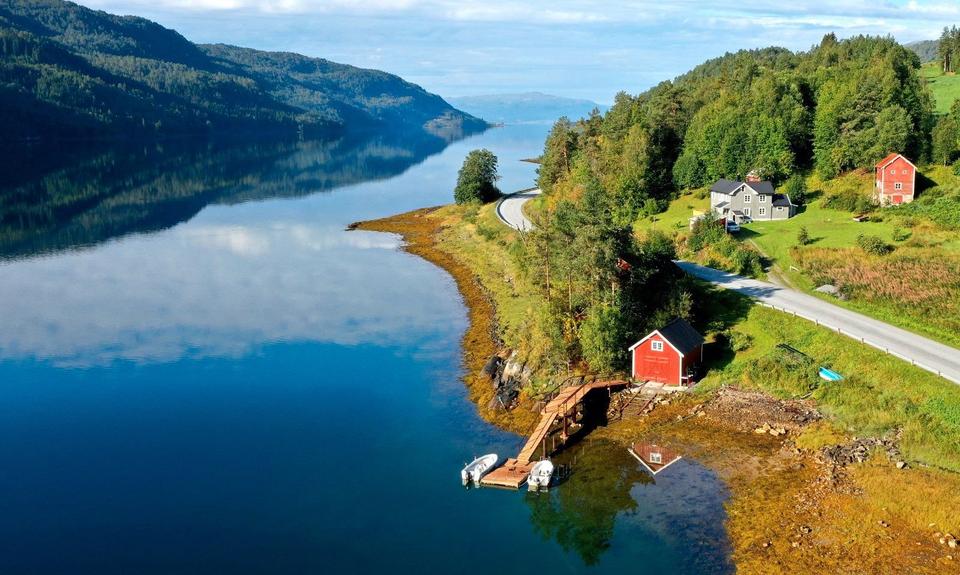 Thumbnail-Ferienhaus in Mittel Norwegen direkt am Fjord mit 25PS Motorboot