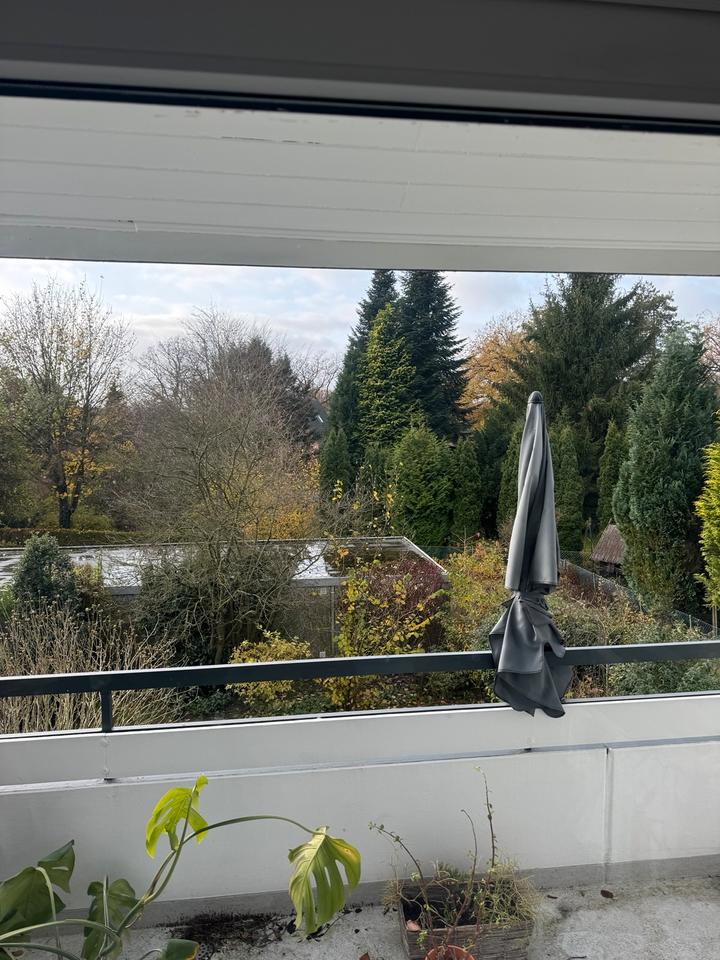 Thumbnail-Kleine möblierte Wohnung Hamburg-Nord mit Balkon Untermiete