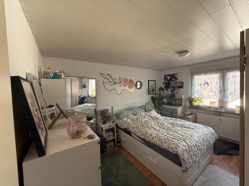 Thumbnail-Helle 2 Zimmer Wohnung