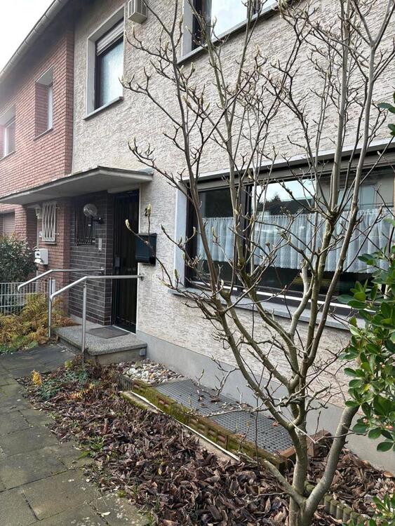 Thumbnail-Haus in Niederkassel Rheidt ohne Makler