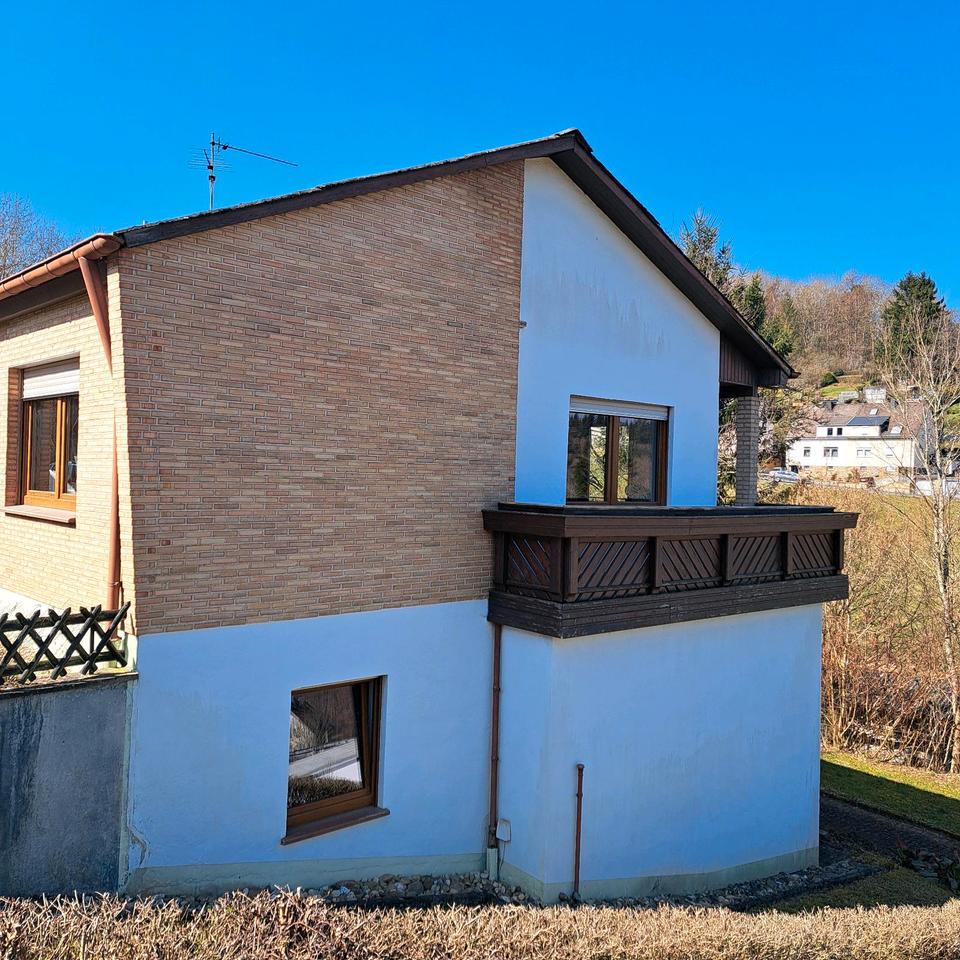 Thumbnail-Freistehendes EFH in Jünkerath in der Eifel zu vermieten