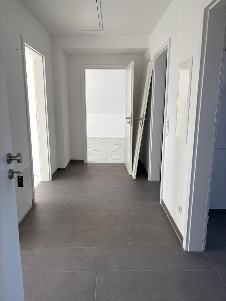 Thumbnail-Moderne 3,5 Zimmer Wohnung