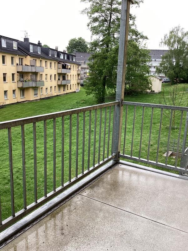 Thumbnail-Komm nach Heiligenhaus: 2 schön aufgeteilte Zimmer+ K, D, B und ein Sonnenbalkon