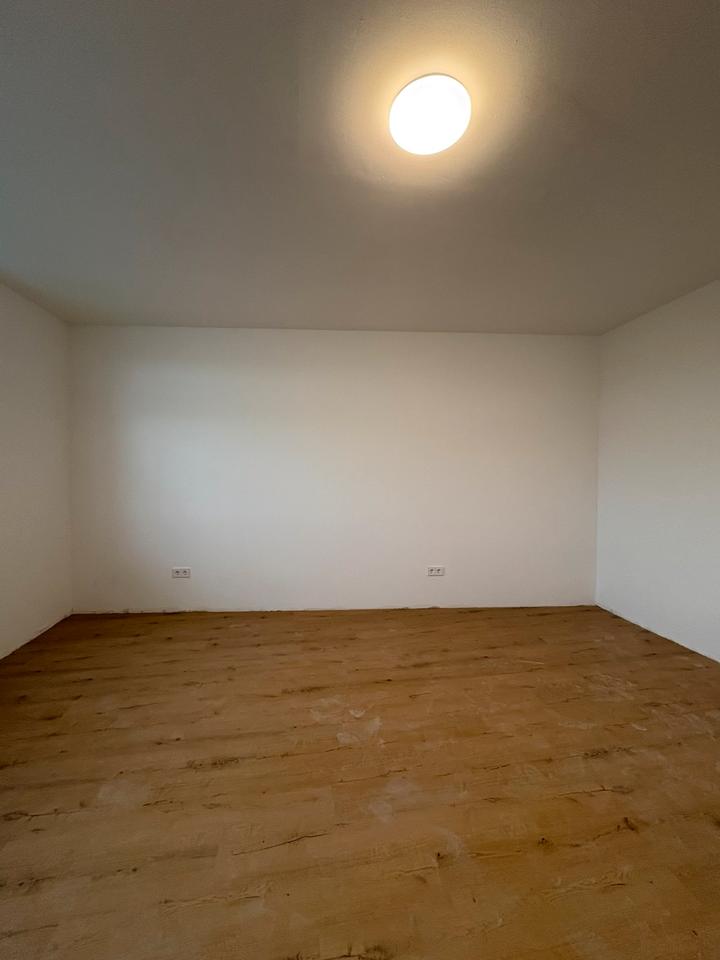 Thumbnail-Sanierte 2 ZKB Wohnung in Zentraler Lage zu Vermieten