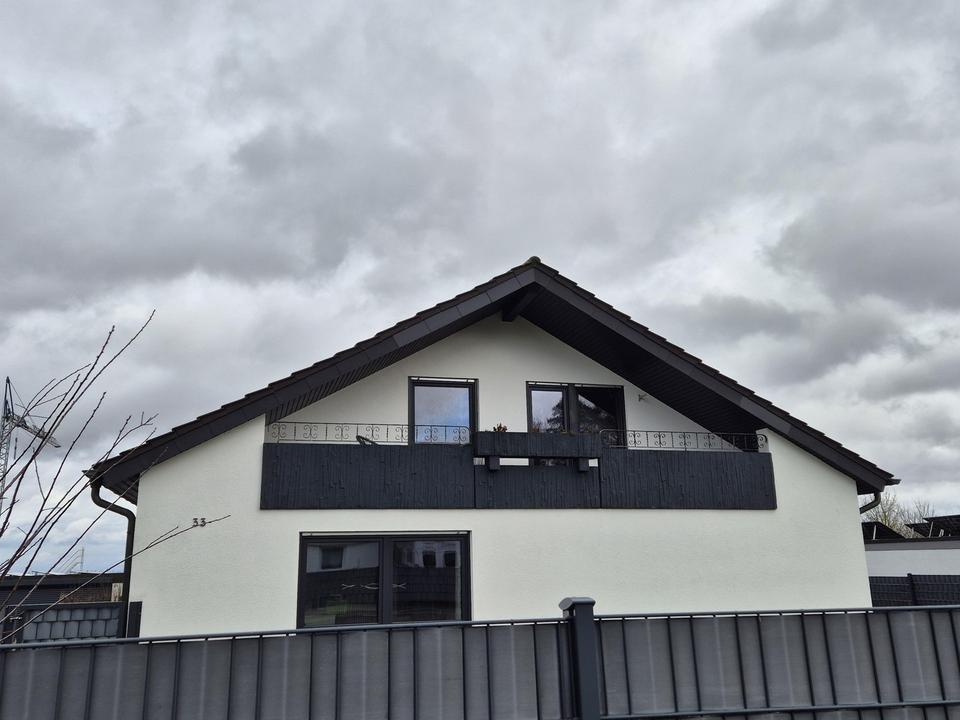 Thumbnail-Geräumige 3 Zimmer Dachgeschoßwohnung saniert mit Balkon