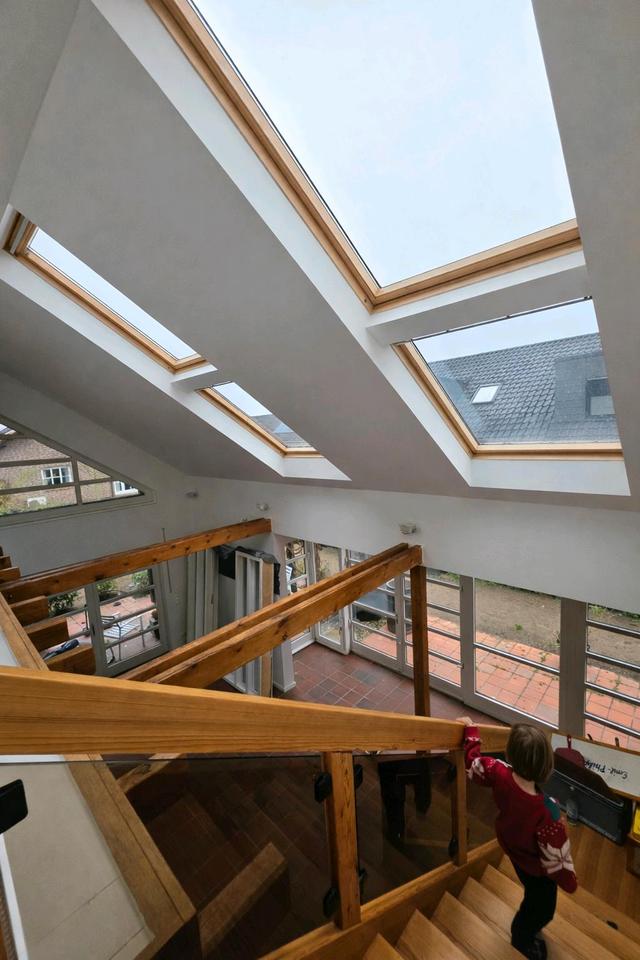 Thumbnail-Großzügiges Architektenhaus - Wohnen mit Garten und Kamin