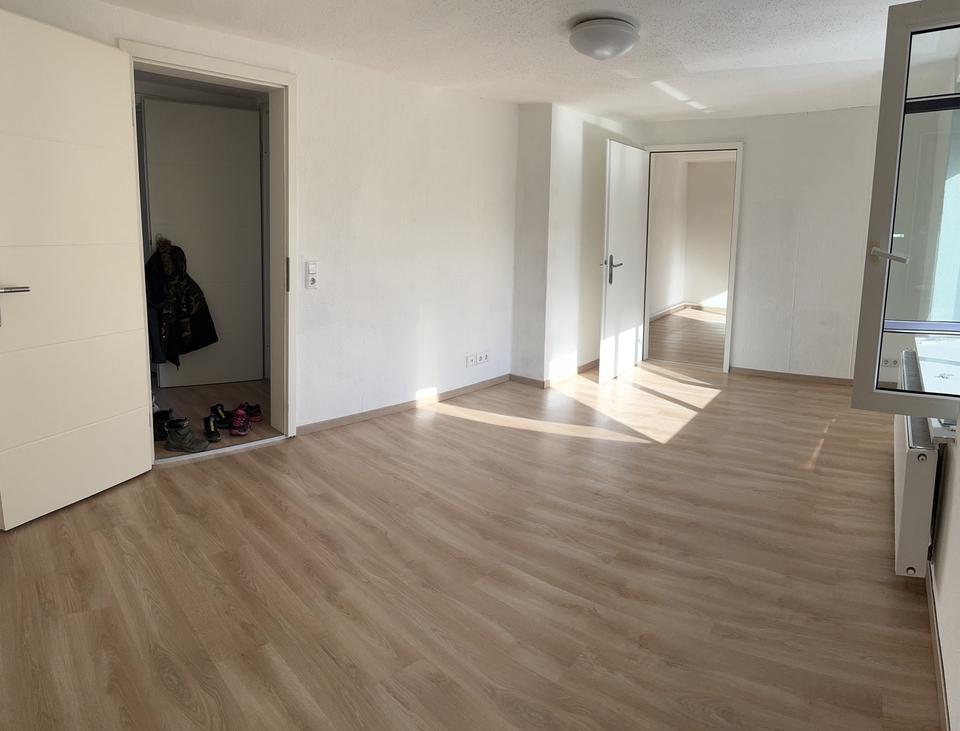Thumbnail-3 Raumwohnung Küche, Abstellraum Obhausen