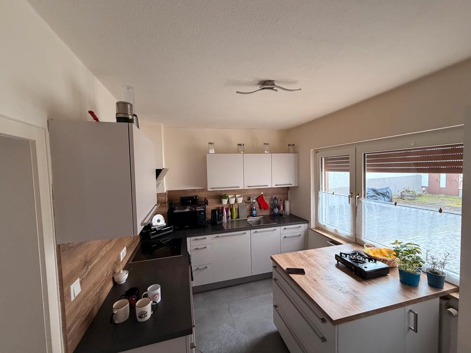 Thumbnail-5-ZimmerKüche2-Badezimmer in Pohlheim Watzenborn-Steinberg