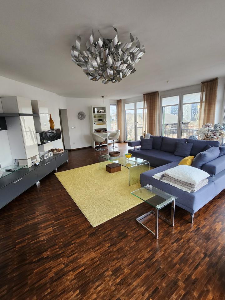 Thumbnail-Möblierte Wohnung mit Wasserblick