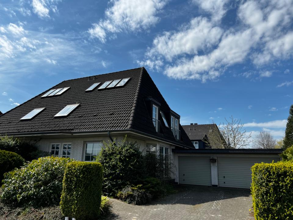 Thumbnail-Großzügige Doppelhaushälfte in Tornesch
