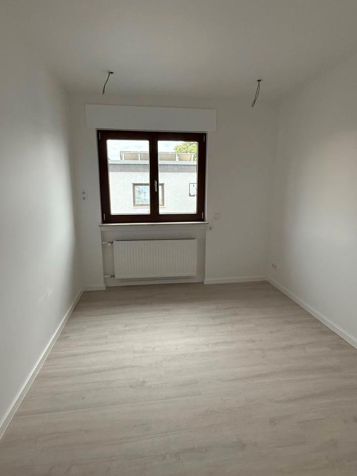 Thumbnail-***Charmanter Bungalow mit Terrasse und Garten***