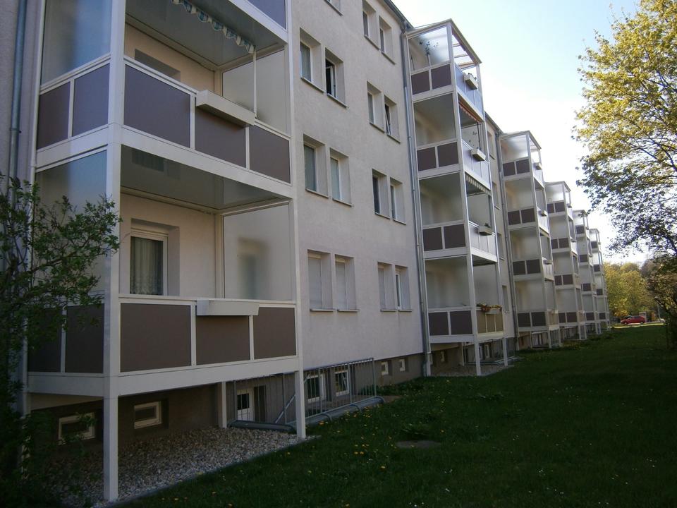 Thumbnail-3-Raumwohnung mit Balkon und Einbauküche