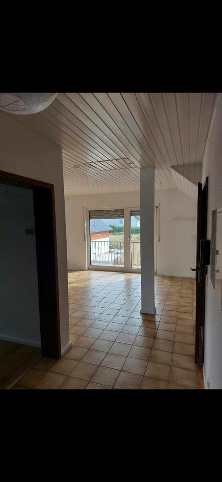 Thumbnail-Helle Dachgeschoss Wohnung in Wersau