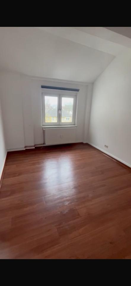 Thumbnail-WG Zimmer 12m2 - 2er Mädchen WG - Innenstadt Gießen