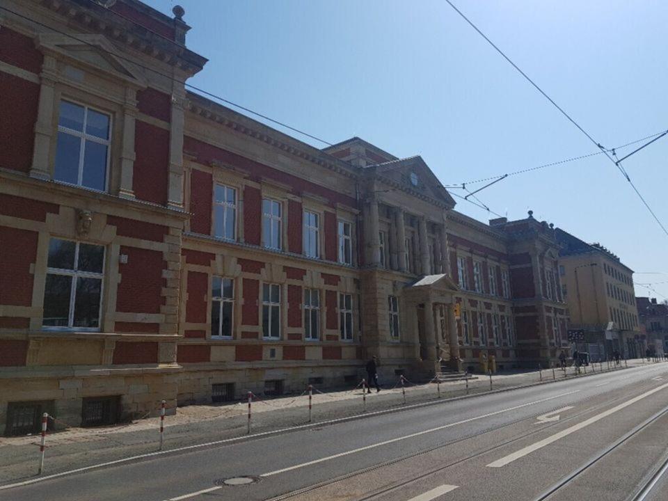 Thumbnail-*Schöne 1-Zimmer Senioren Wohnung historischen Altbau