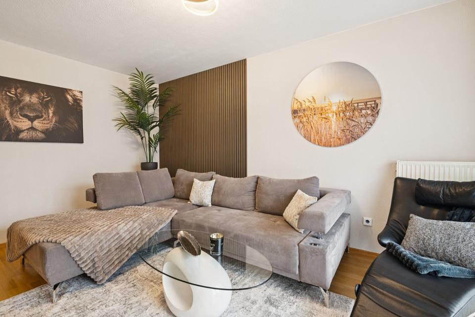 Thumbnail-2,5 Zimmer Wohnung möbliert - exklusiv