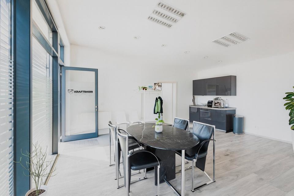 Thumbnail-Vielseitige Gewerbefläche 140 m² in St-Weilimdorf