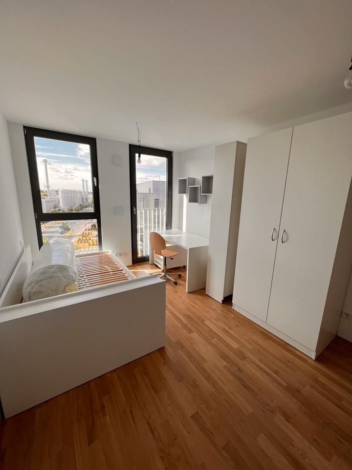 Thumbnail-Attraktive 1-Zimmer Wohnung mit EBK in Adlershof (Treptow) Berlin