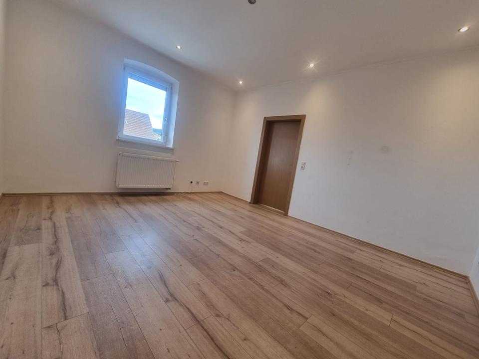 Thumbnail-Vermiete 2 Zimmer Wohnung es werden auch andere Wohnungen frei