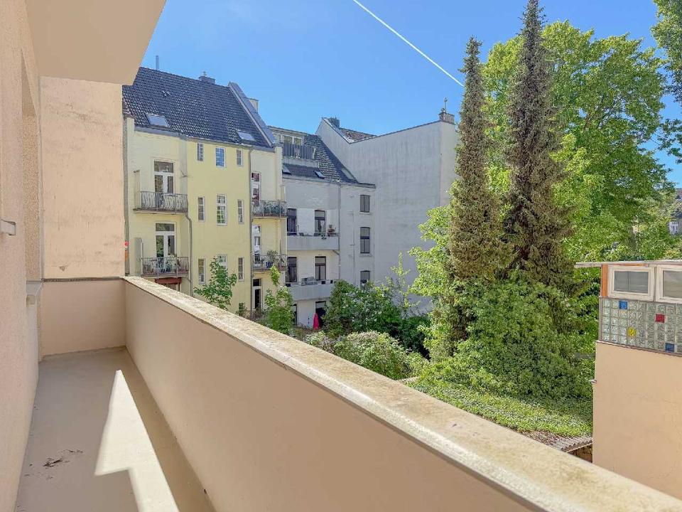 Thumbnail-Düsseldorf-Grafenberg: Lichtdurchflutete 3-Zimmer-Wohnung in zentraler Lage