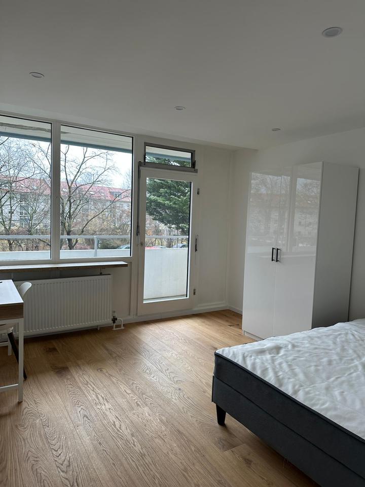 Thumbnail-Zentrales WG Zimmer mit Balkon Nürnberg ab sofort