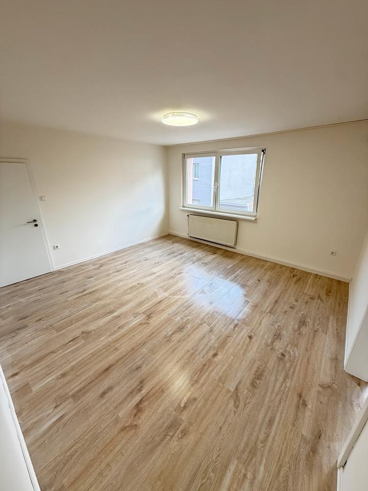 Thumbnail-2 Zimmer 55qm Mietwohnung neu renoviert in 44866 Wattenscheid