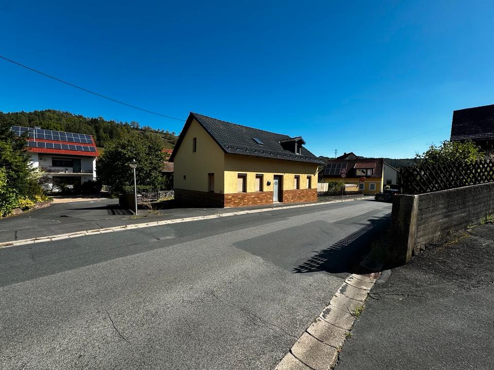 Thumbnail-Komplett entkerntes Einfamilienhaus Kronach OT Fischbach