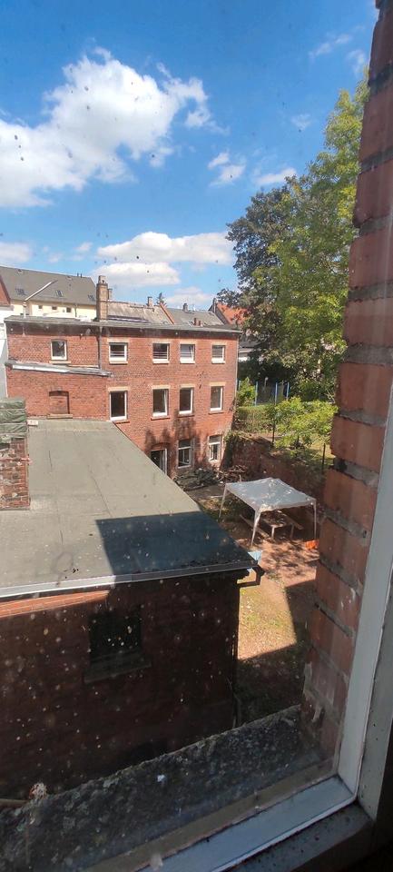 Thumbnail-Großzügig Sanierungsobjekt mit 2 Häusern in guter Lage Werdau