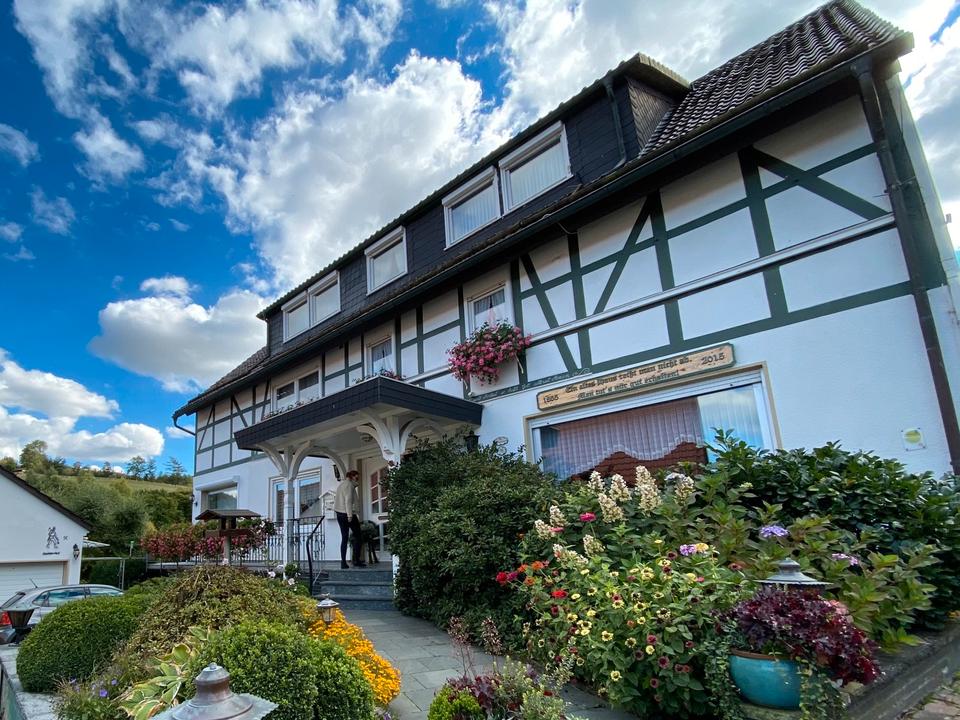 Thumbnail-Wohnhaus mit Ferienwohnungen und Gästezimmern, Provisionsfrei