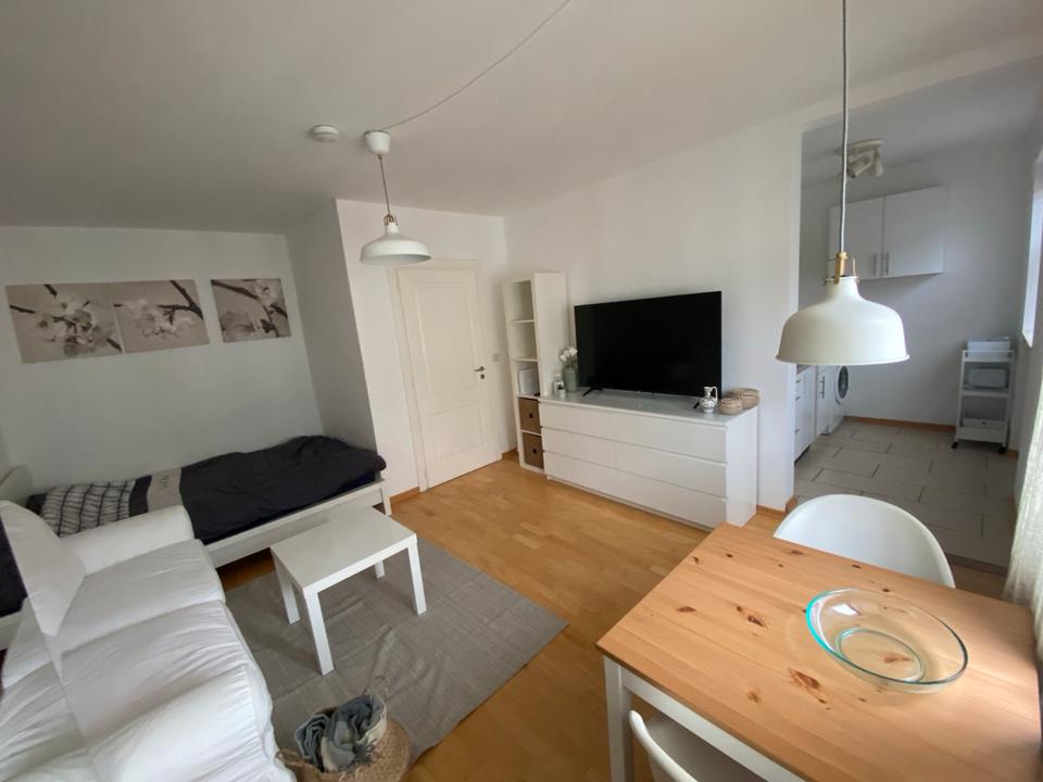 Thumbnail-1,5-Zimmer-Wohnung in Schwabing zur Untermiete