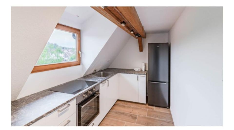 Thumbnail-2,5 Zimmer-Wohnung (Maisonette) teilmöbiliert