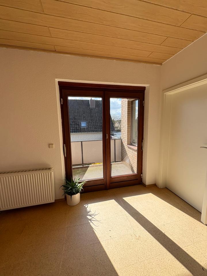 Thumbnail-Attraktive 3-Zimmer-Dachgeschosswohnung mit Balkon