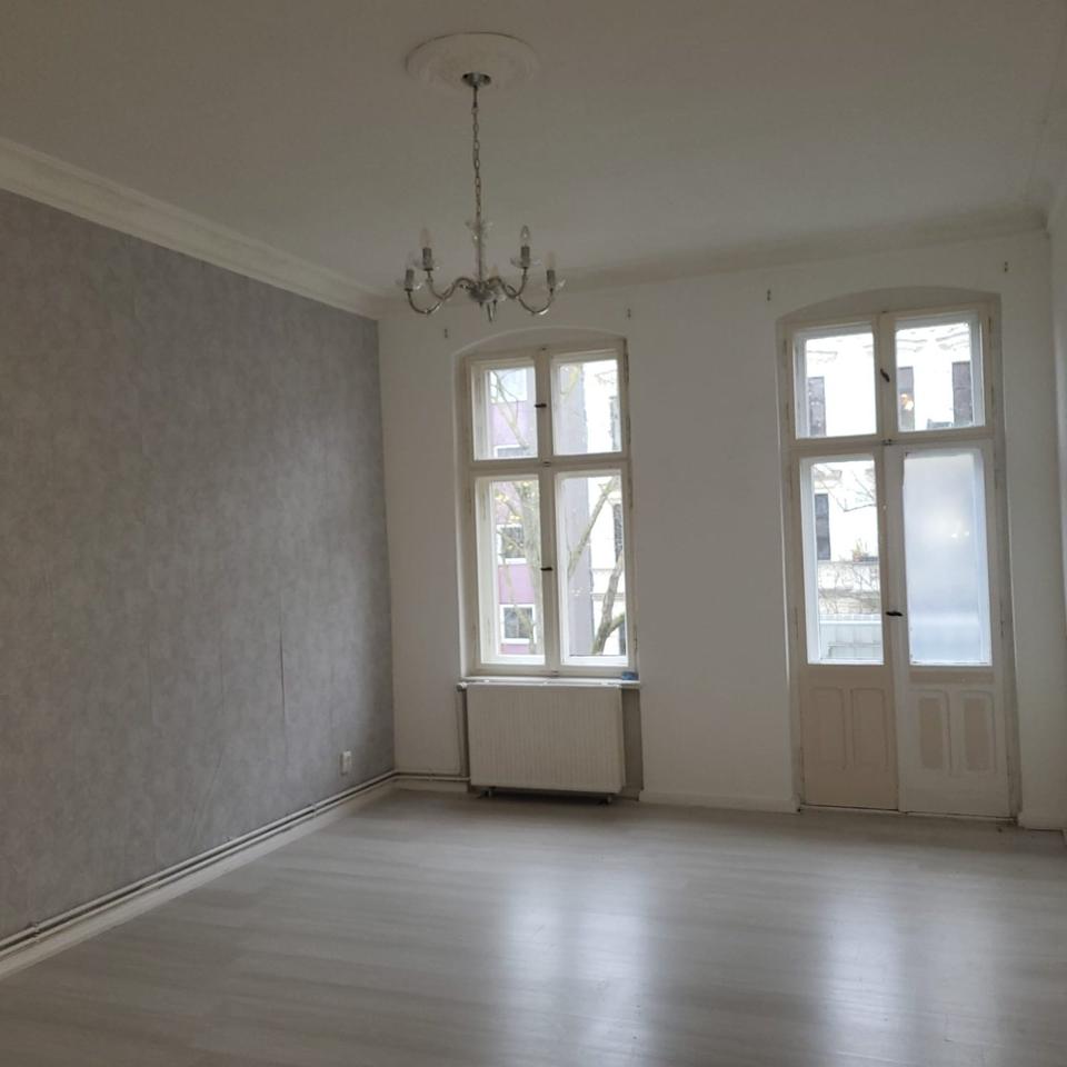 Thumbnail-ZWEIZIMMERWOHNUNG IN TEGEL MIT BALKON ZU VERMIETEN