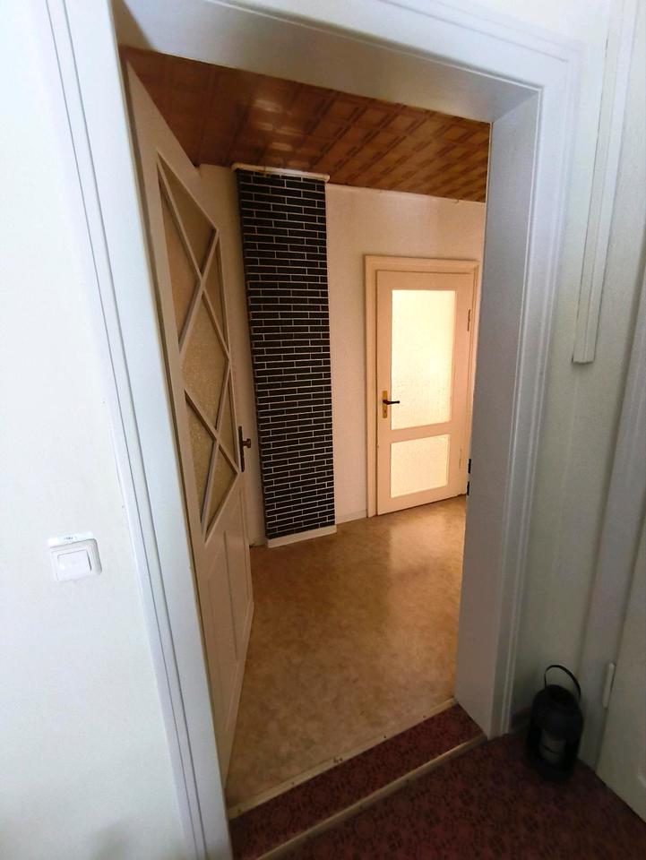 Thumbnail-3 Raum und großzügige 3 Raum Wohnung