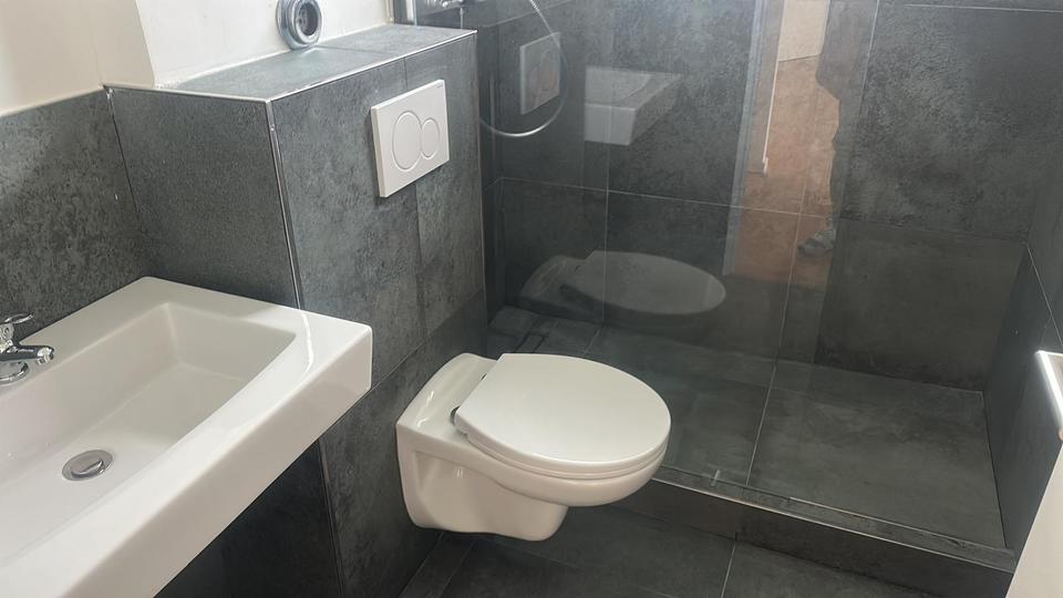 Thumbnail-Wohnung Komplett Renoviert