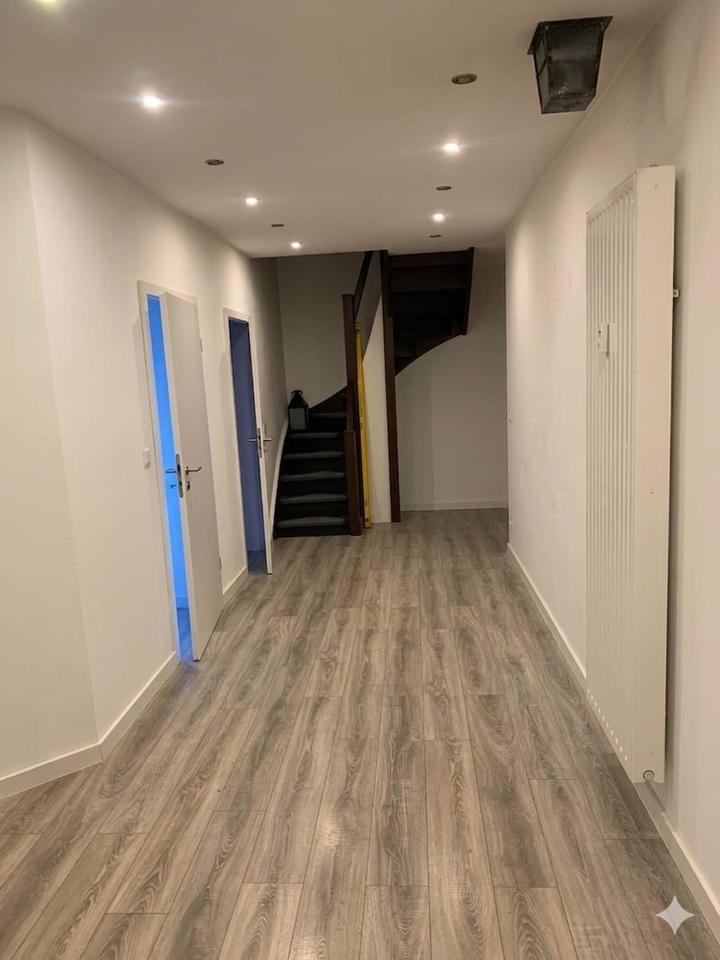 Thumbnail-Riesige, neu entstandene Traumwohnung im Dachgeschoß mit Küche