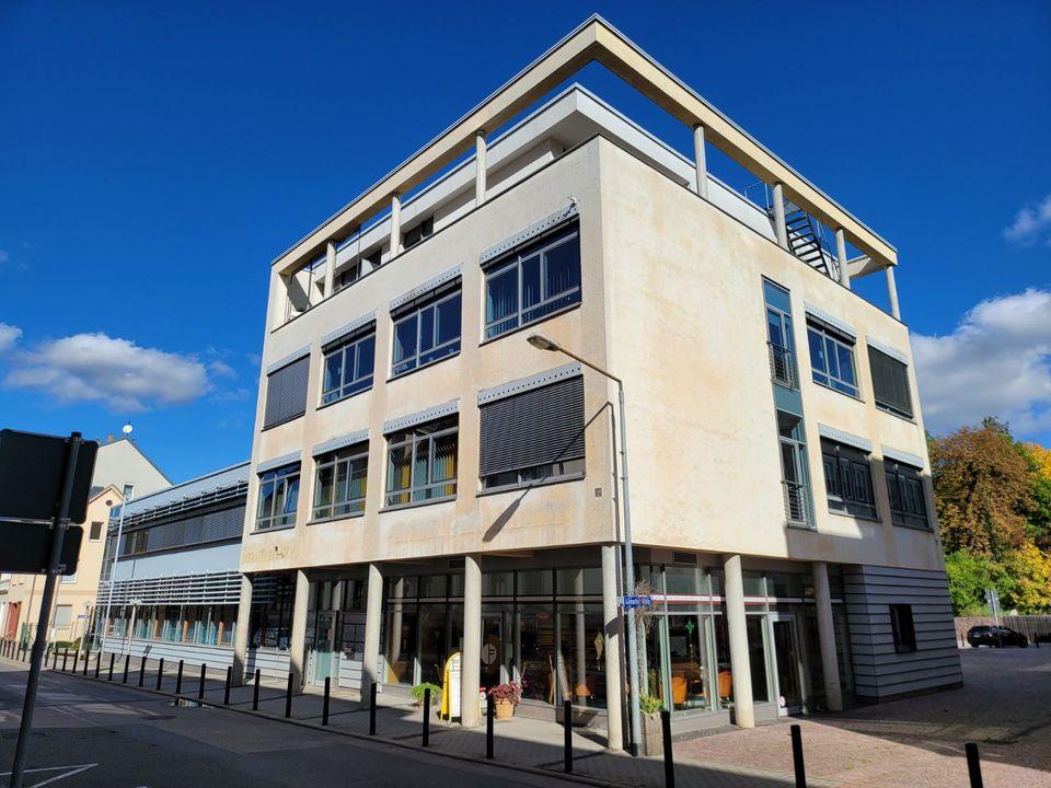 Thumbnail-repräsentatives Büro, Praxis im Herzen von Meerane zu vermieten