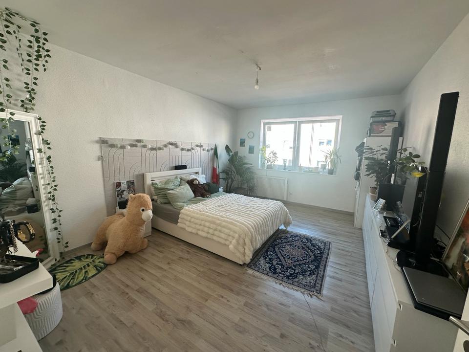 Thumbnail-Große 2,5 Zimmer Wohnung Bochum Innenstadt