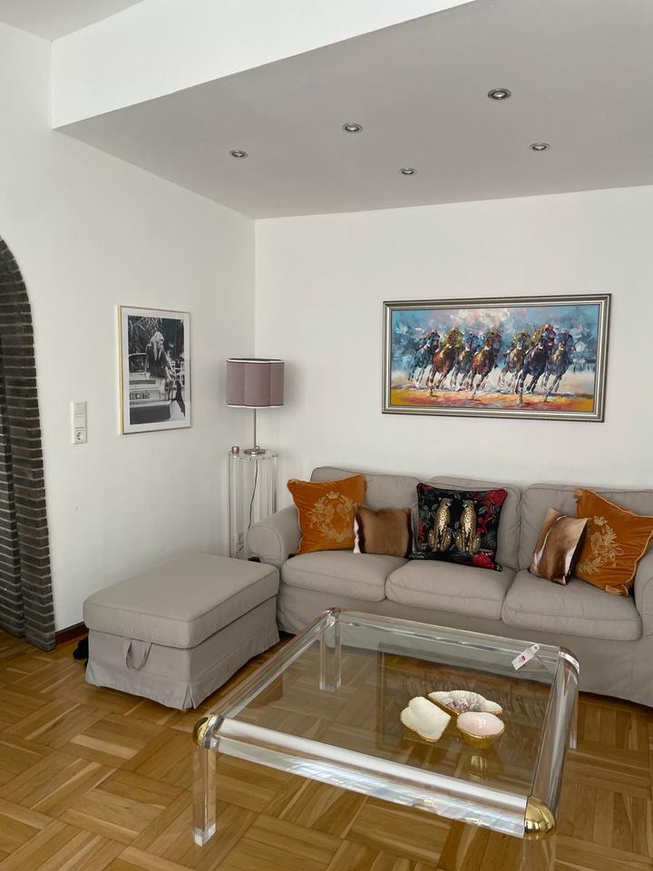 Thumbnail-UNTERMIETE Möblierte 1,5 Zimmer in UnterbilkLorettoviertel